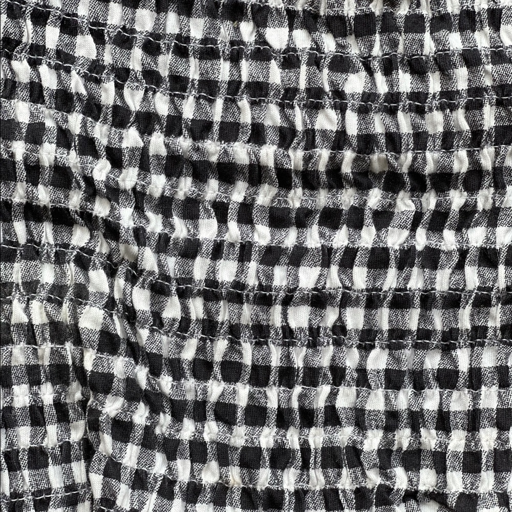 H&M Divided | Blk&Wht Houndstooth Cropped Top| XXS - Picture 2 of 4